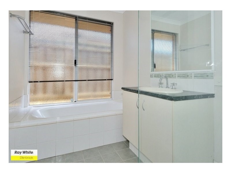 4 Madden Way, Ellenbrook WA 6069