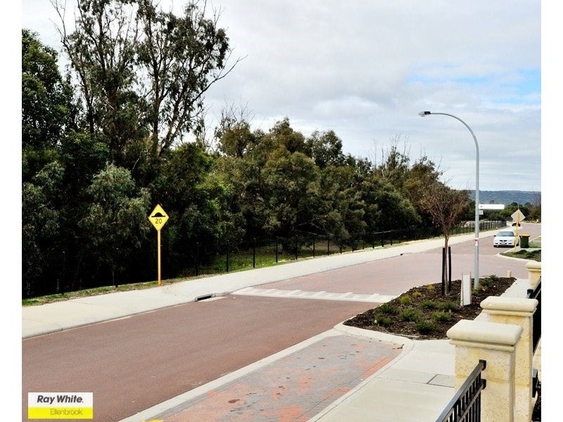 37 Bellazario Promenade, Aveley WA 6069