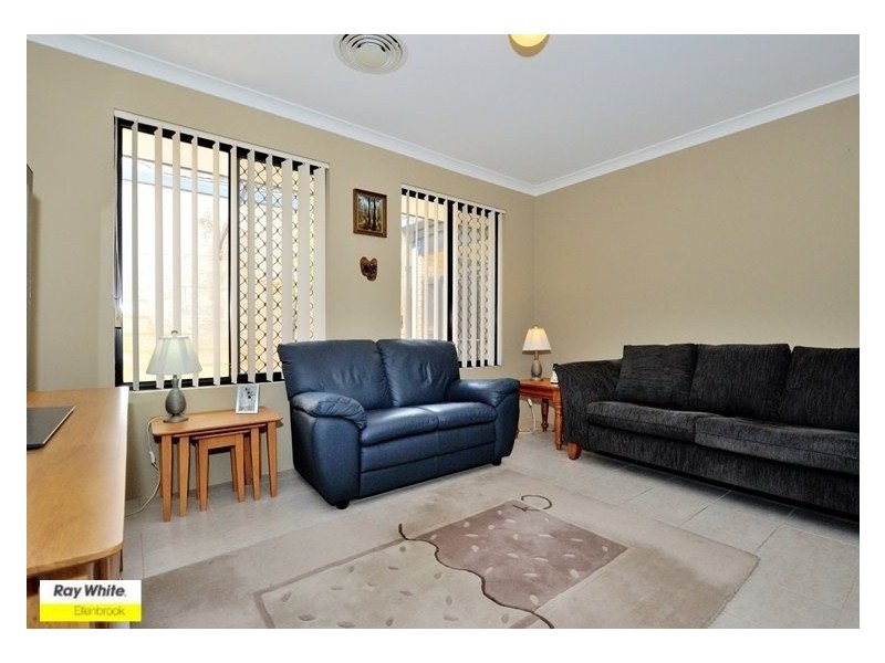 28 St Tropez Vista, Ellenbrook WA 6069