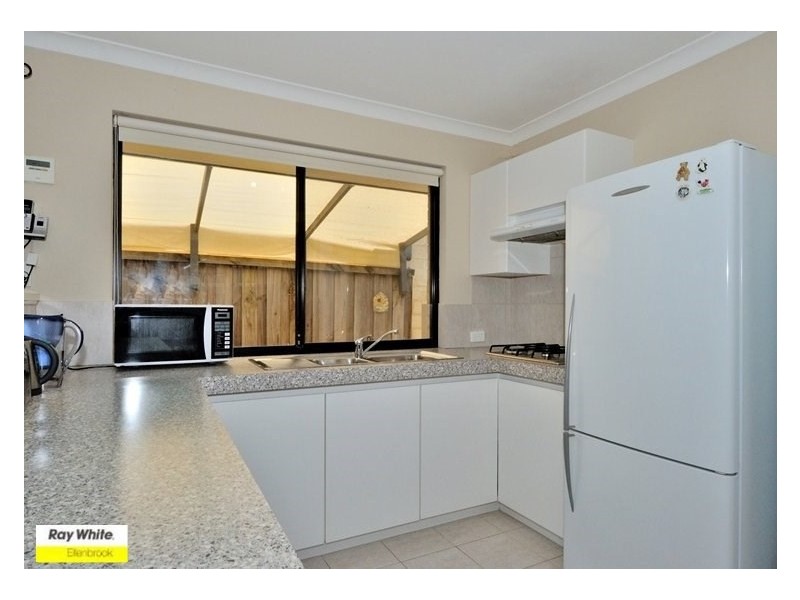 28 St Tropez Vista, Ellenbrook WA 6069