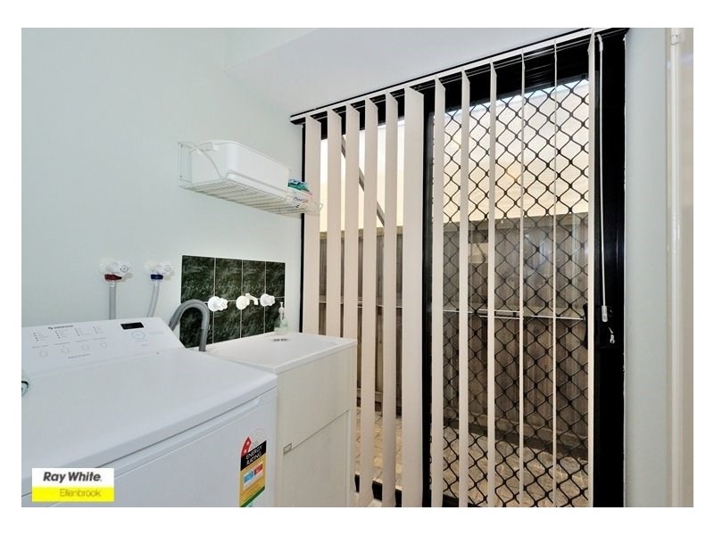 28 St Tropez Vista, Ellenbrook WA 6069