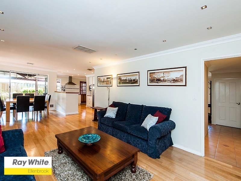 27 Cabernet Place, The Vines WA 6069