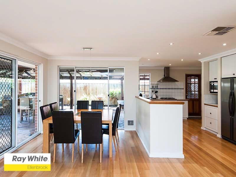 27 Cabernet Place, The Vines WA 6069