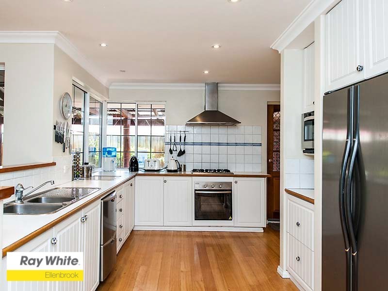 27 Cabernet Place, The Vines WA 6069