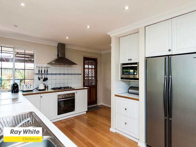 27 Cabernet Place, The Vines WA 6069