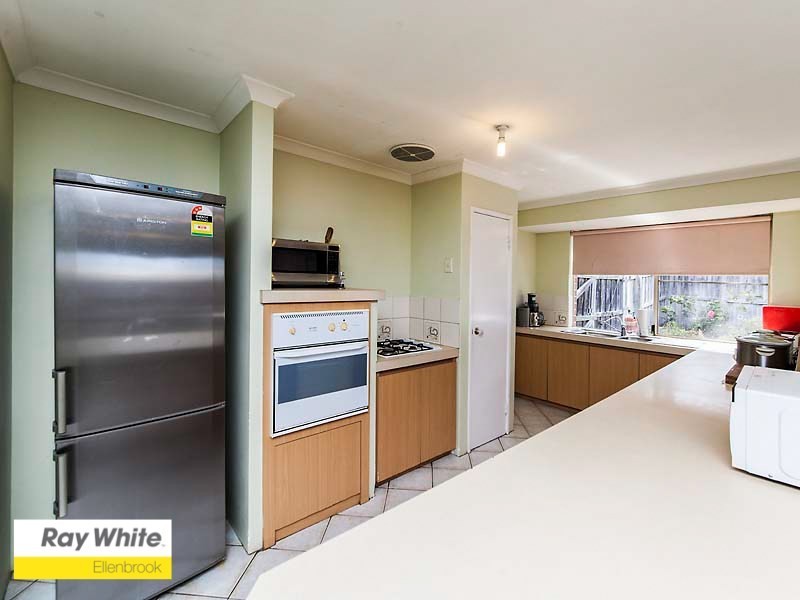 31 Radiata Avenue, Ellenbrook WA 6069