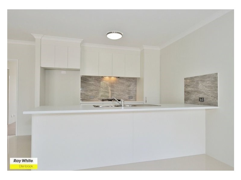 131 Bordeaux Lane, Ellenbrook WA 6069