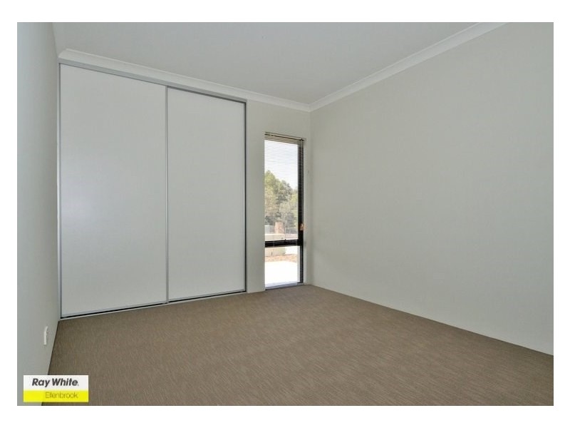 131 Bordeaux Lane, Ellenbrook WA 6069