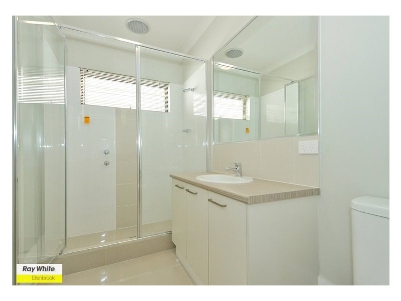 131 Bordeaux Lane, Ellenbrook WA 6069