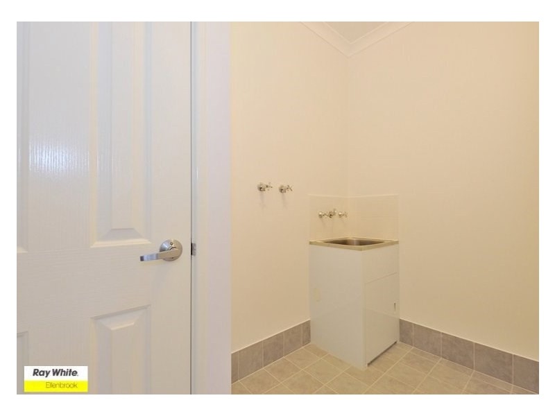 25 Oval Vista, Ellenbrook WA 6069