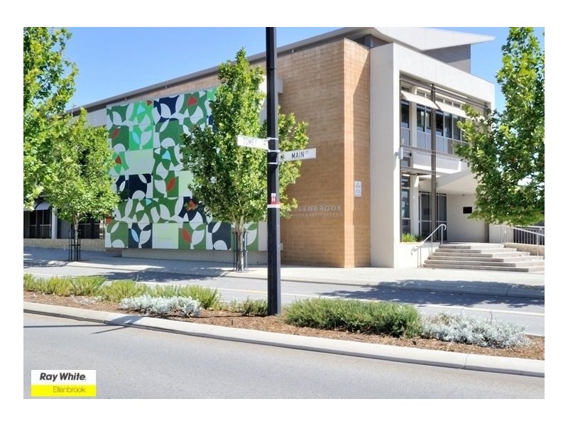 25 Oval Vista, Ellenbrook WA 6069