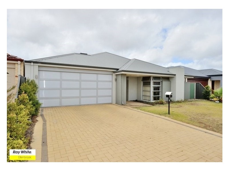 5 Bahama Way, Banksia Grove WA 6031