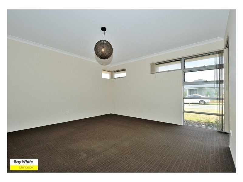 5 Bahama Way, Banksia Grove WA 6031