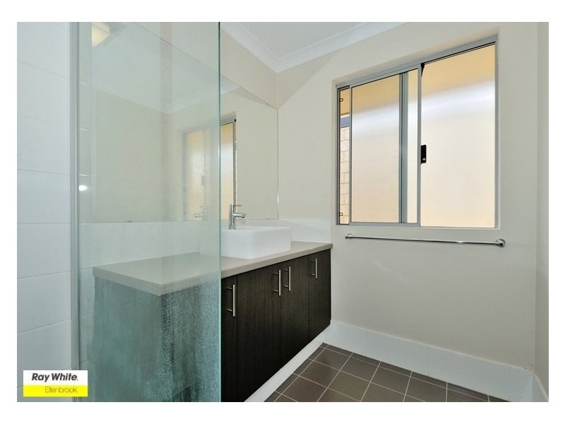 5 Bahama Way, Banksia Grove WA 6031