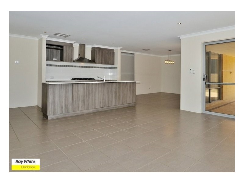 5 Bahama Way, Banksia Grove WA 6031