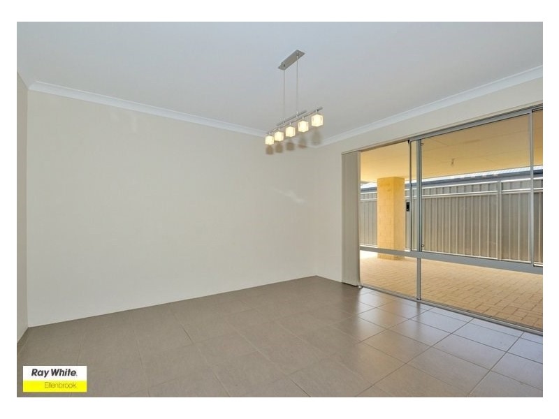 5 Bahama Way, Banksia Grove WA 6031