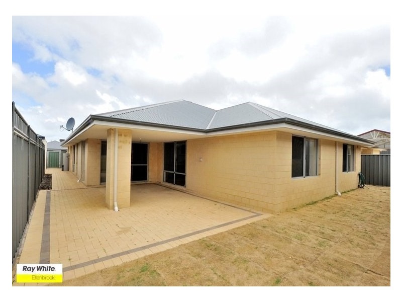 5 Bahama Way, Banksia Grove WA 6031