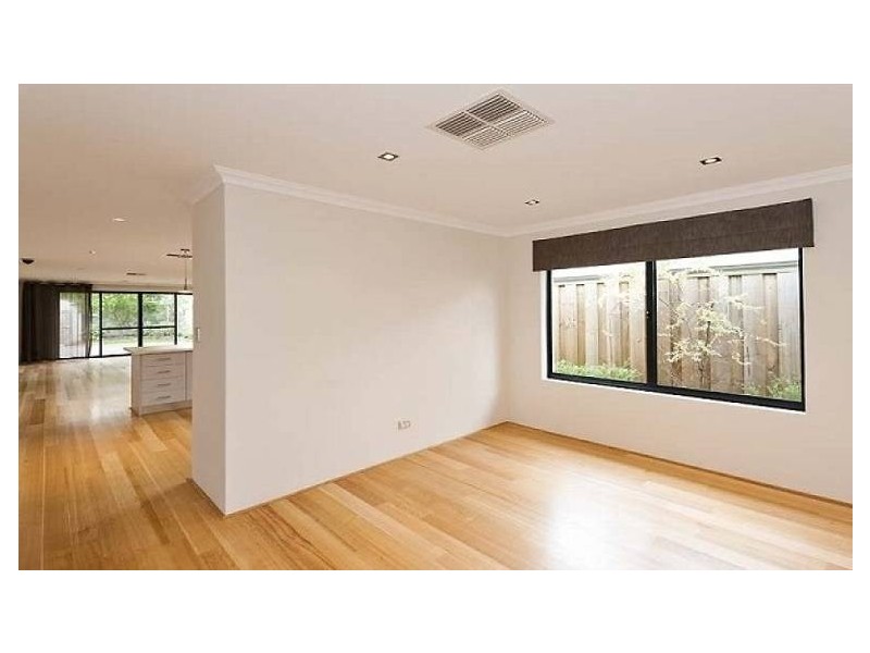 147 Elmridge Parkway, Ellenbrook WA 6069