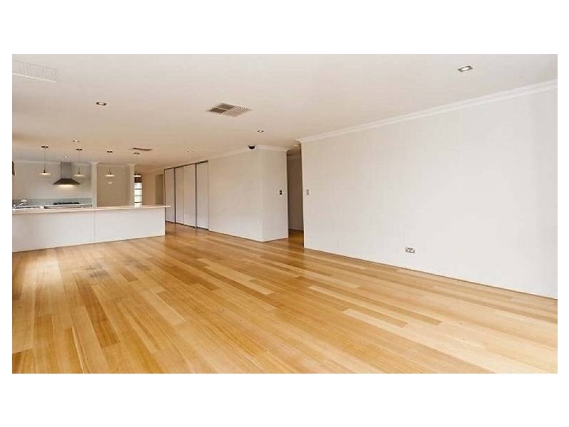 147 Elmridge Parkway, Ellenbrook WA 6069