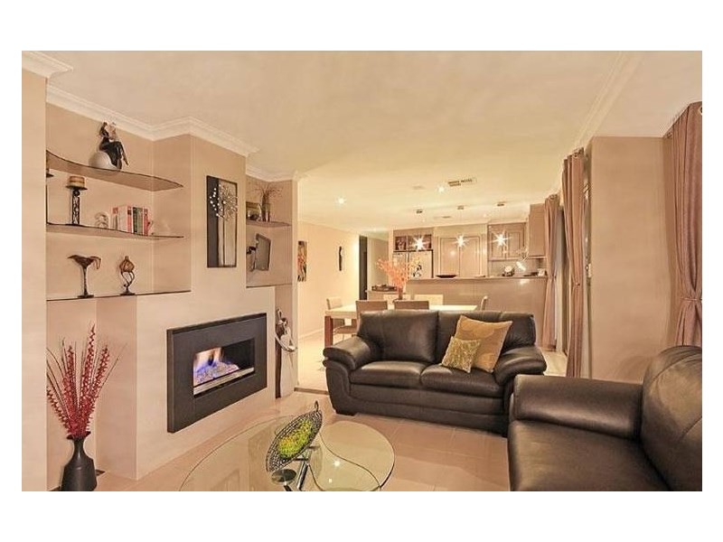 24 Ardmore Parade, Ellenbrook WA 6069