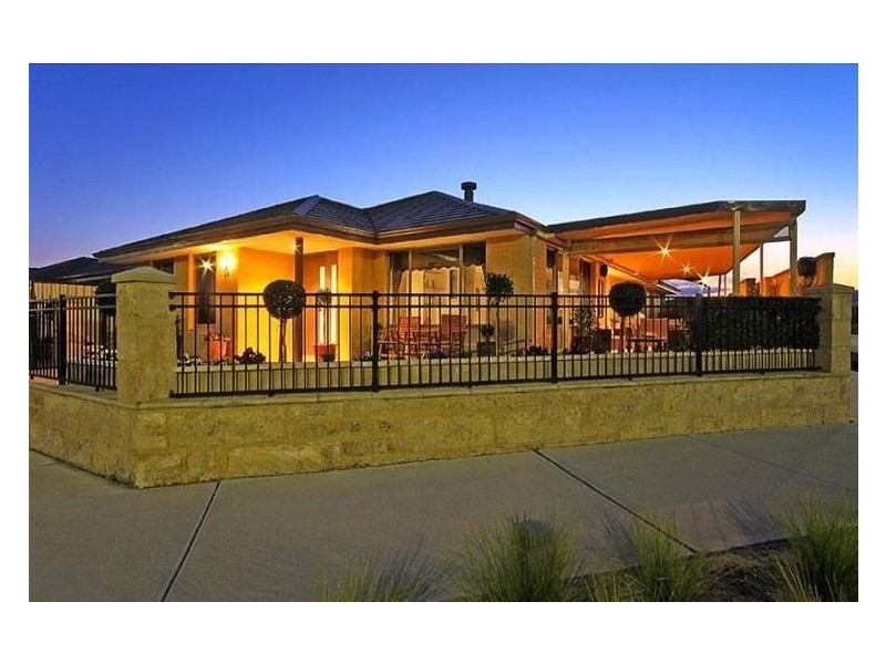 24 Ardmore Parade, Ellenbrook WA 6069