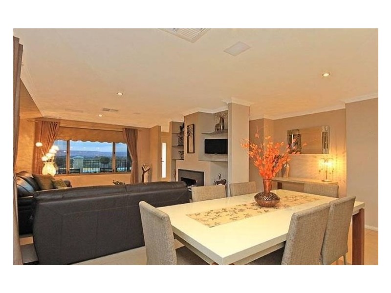 24 Ardmore Parade, Ellenbrook WA 6069