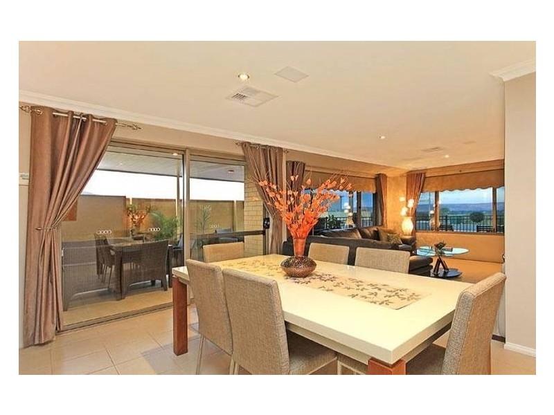 24 Ardmore Parade, Ellenbrook WA 6069