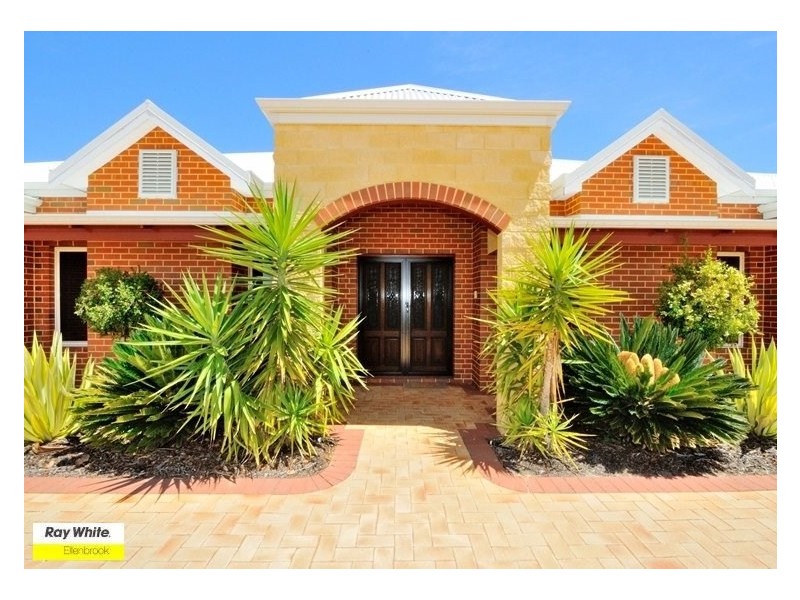 1 Moseley Drive, The Vines WA 6069