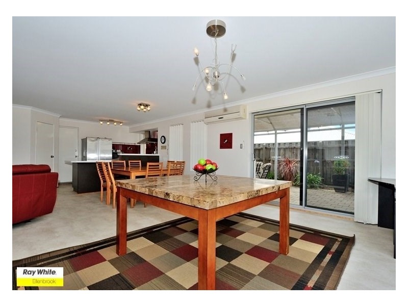 2 Two Rivers Loop, Ellenbrook WA 6069