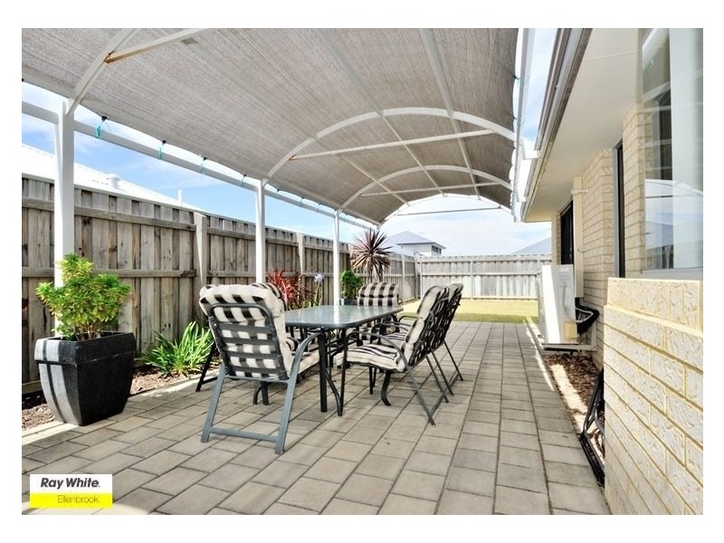 2 Two Rivers Loop, Ellenbrook WA 6069