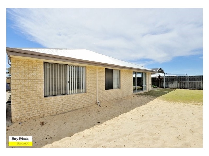 2 Two Rivers Loop, Ellenbrook WA 6069