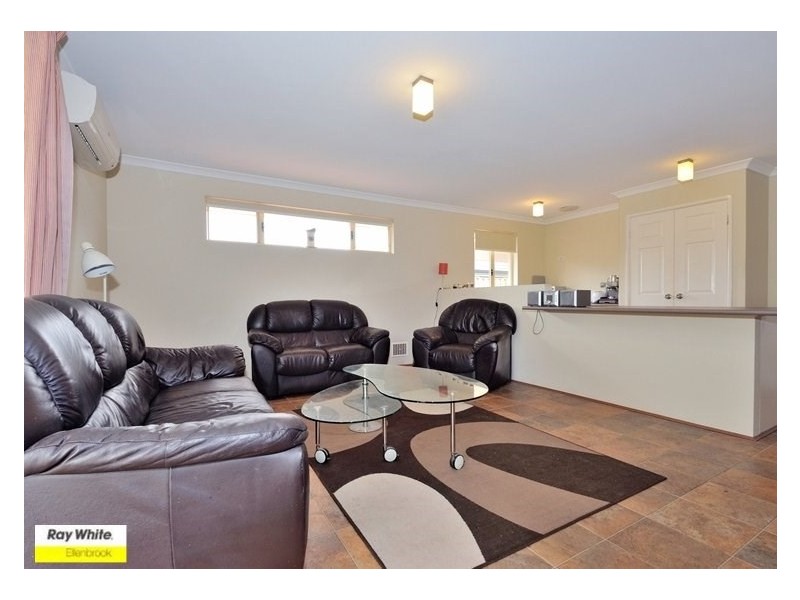 6 Stott Way, Ellenbrook WA 6069