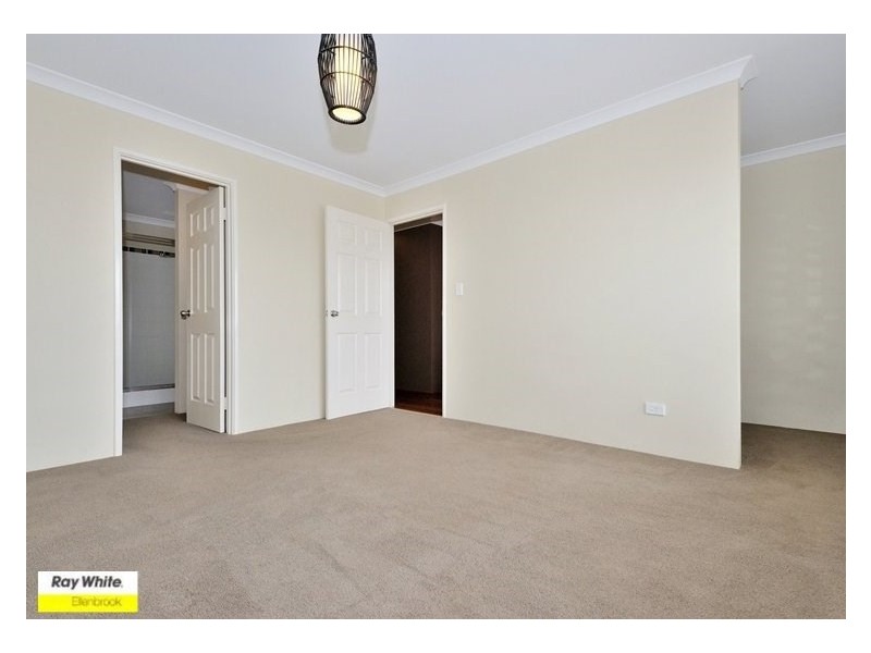 6 Stott Way, Ellenbrook WA 6069