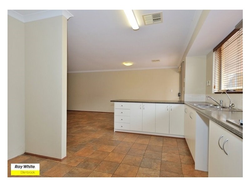 6 Stott Way, Ellenbrook WA 6069