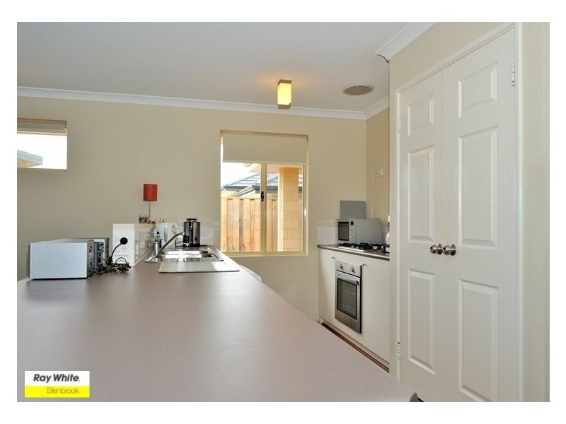 6 Stott Way, Ellenbrook WA 6069