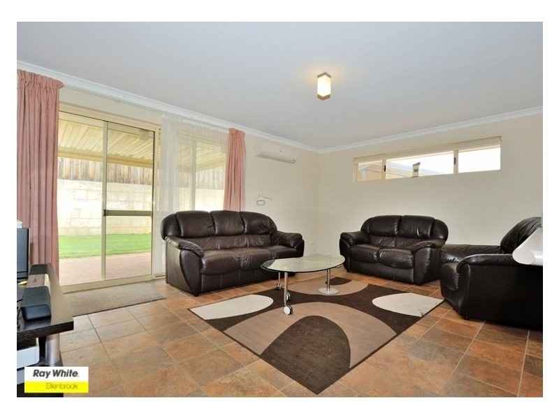 6 Stott Way, Ellenbrook WA 6069