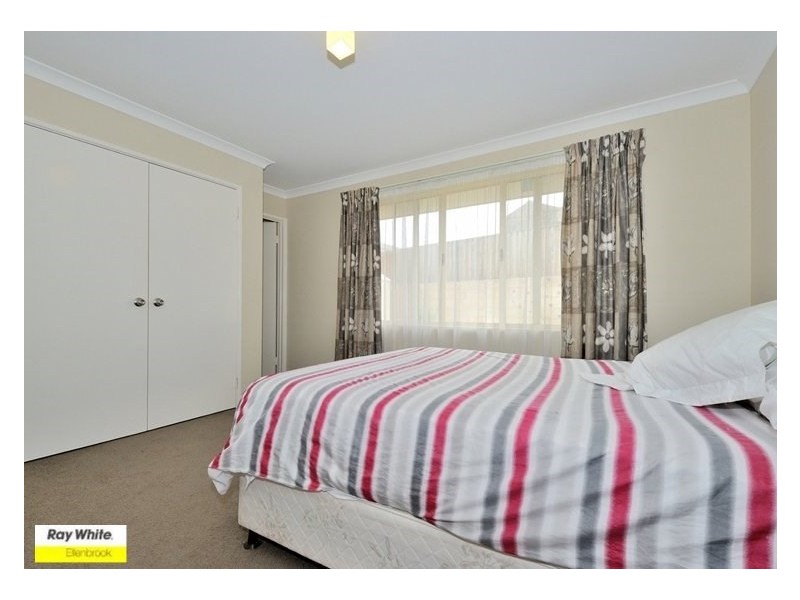 6 Stott Way, Ellenbrook WA 6069