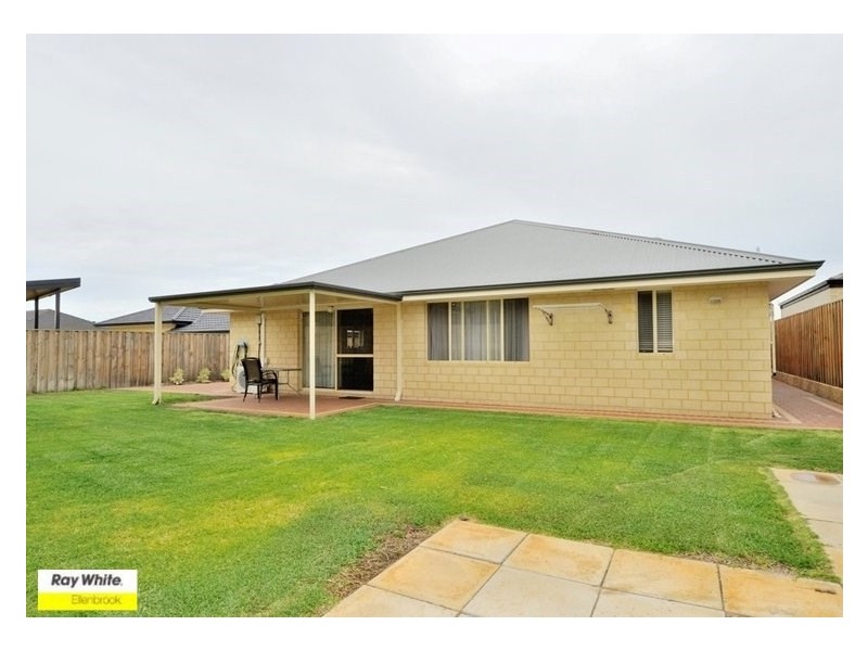 6 Stott Way, Ellenbrook WA 6069