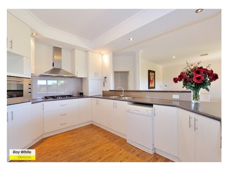 26 Neary Boulevard, Aveley WA 6069