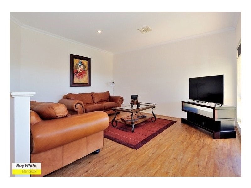 26 Neary Boulevard, Aveley WA 6069