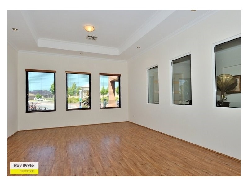 26 Neary Boulevard, Aveley WA 6069