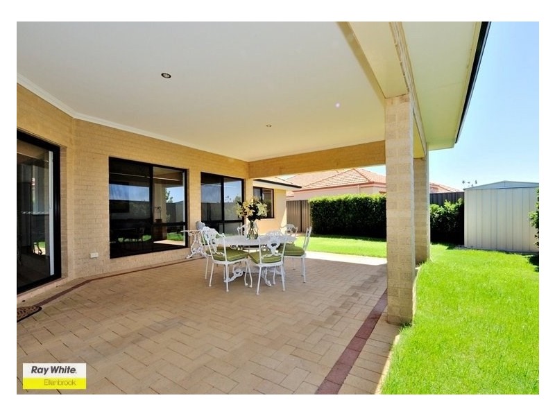 26 Neary Boulevard, Aveley WA 6069