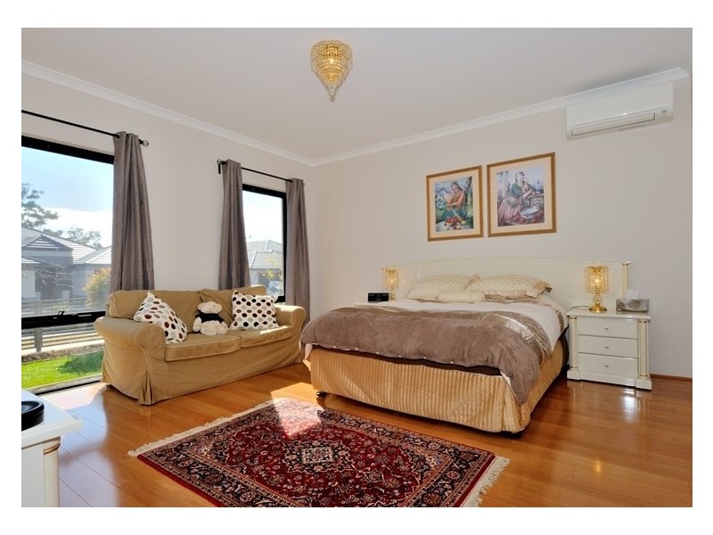 4 Lago Prom, Aveley WA 6069