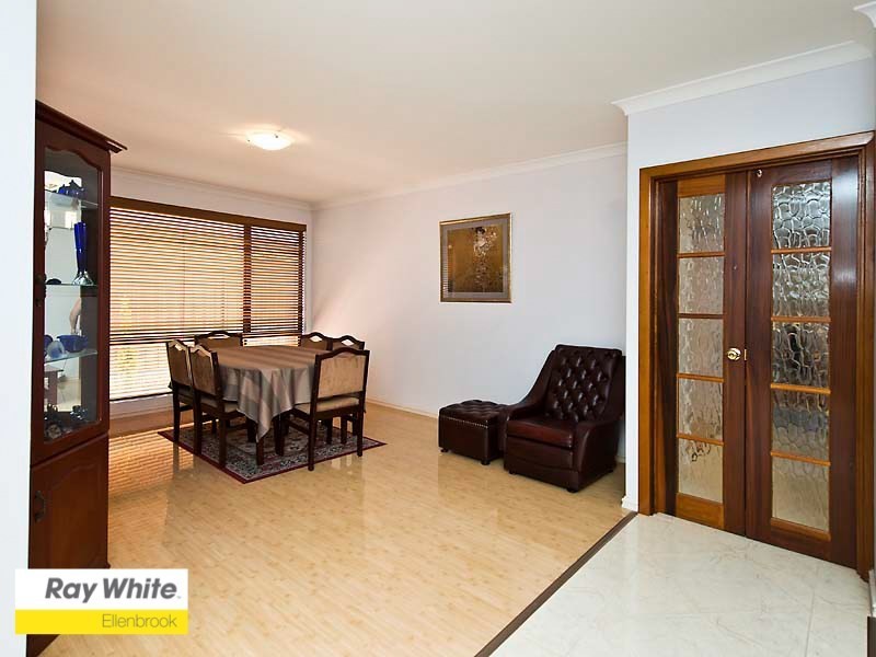 21 Devereux Crescent, Aveley WA 6069