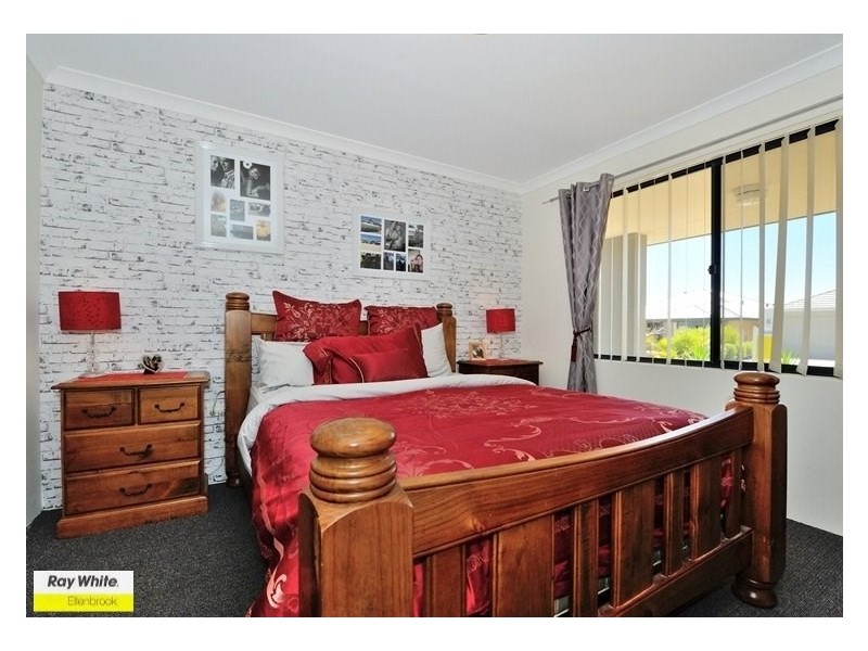 7 Tregaron Link, Ellenbrook WA 6069