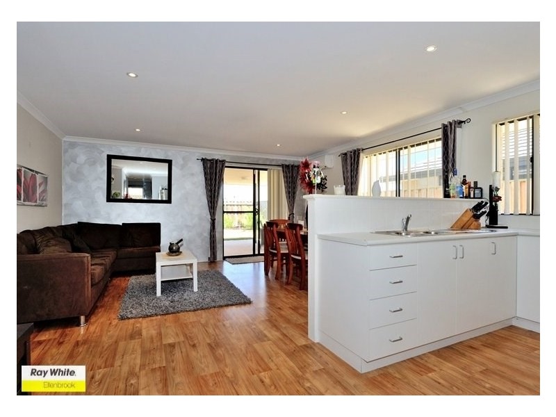 7 Tregaron Link, Ellenbrook WA 6069