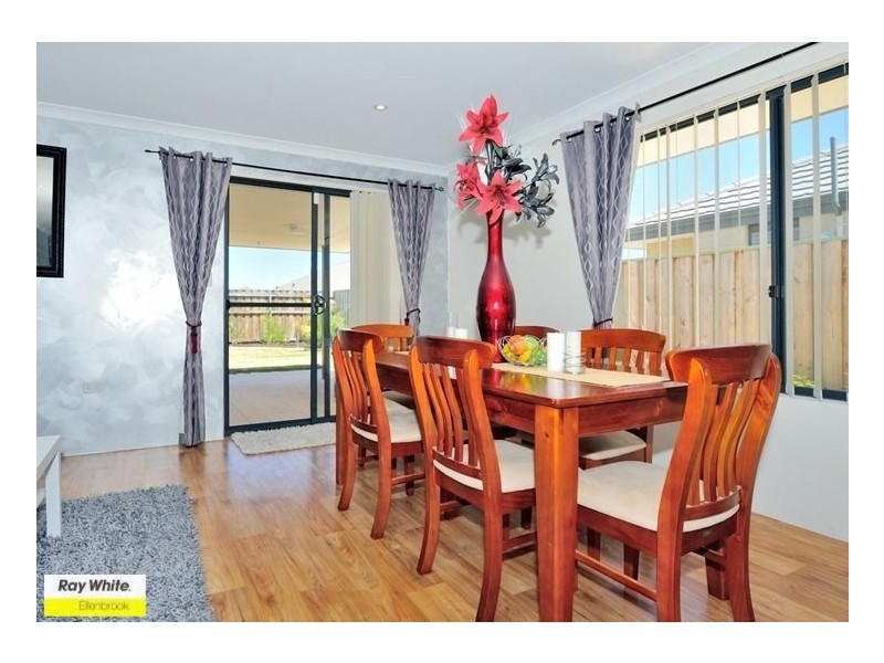 7 Tregaron Link, Ellenbrook WA 6069