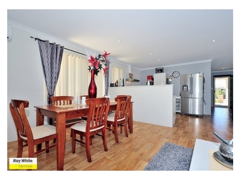 7 Tregaron Link, Ellenbrook WA 6069