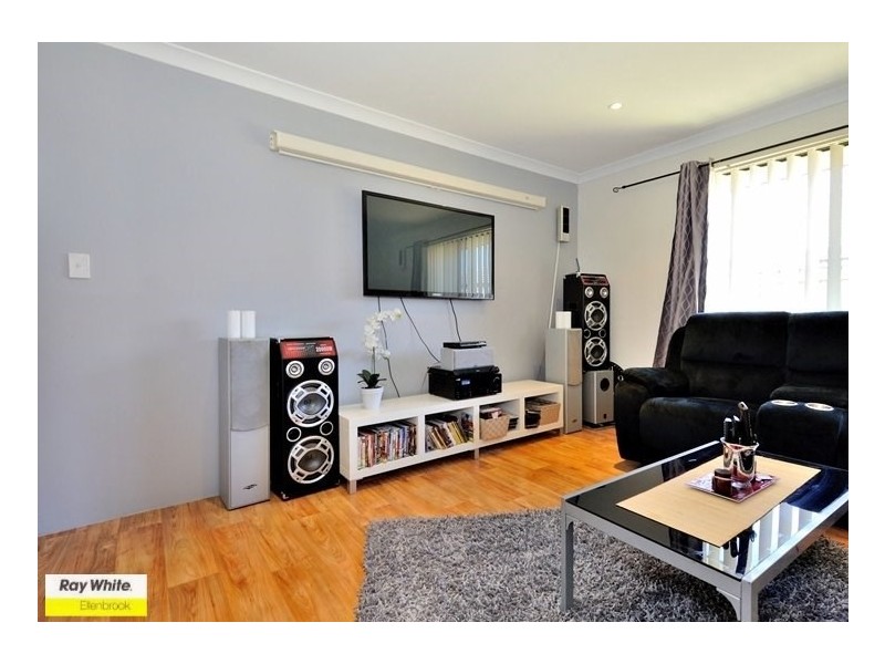 7 Tregaron Link, Ellenbrook WA 6069