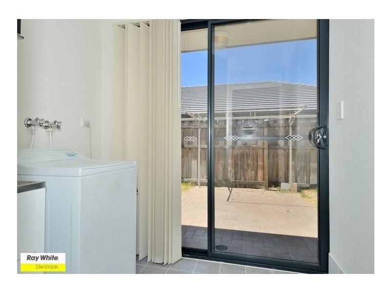 7 Tregaron Link, Ellenbrook WA 6069